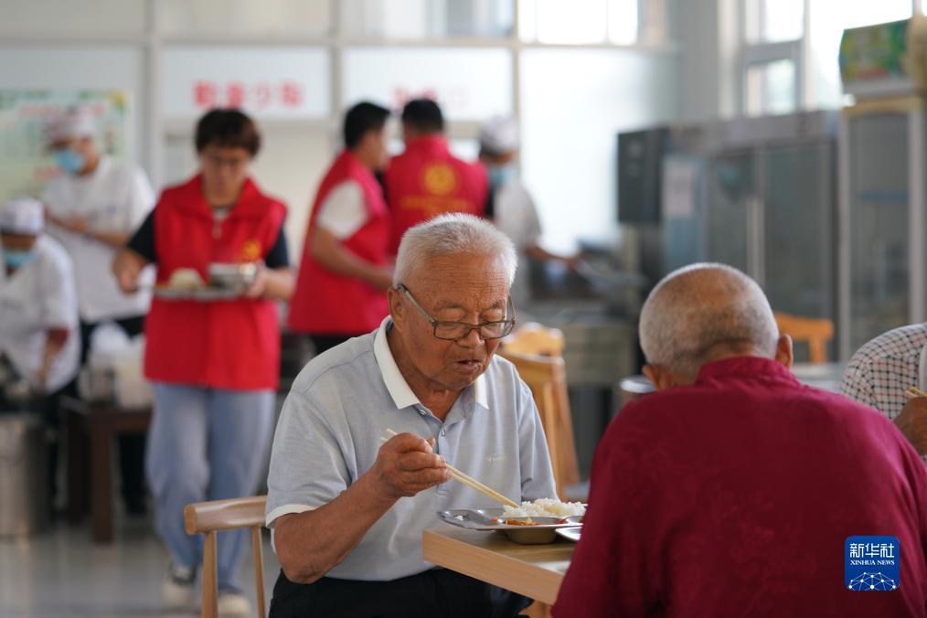 菲律宾新濠集团